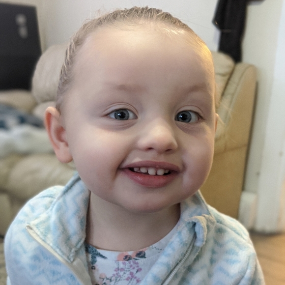 •••Meet The Posher, Miss King••• - Picture 5 of 8